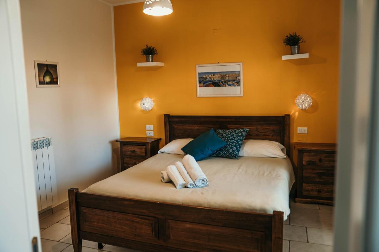 Casa Mita Bed and Breakfast Pulsano Exteriör bild